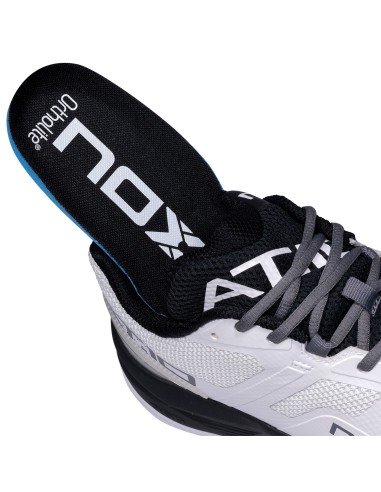 Nox At10 Blanco Negro Calat10Whbl |NOX |Zapatillas de pádel