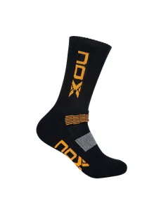 CALCETINES TﾉCNICOS MEDIA CAﾑA NOX NEGRO LOGO NARANJA VERTICAL CAHMCNLVN