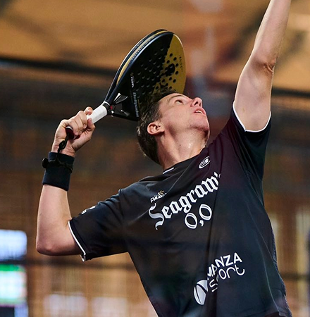 TUTTO L'ABBIGLIAMENTO DI PAQUITO NAVARRO	